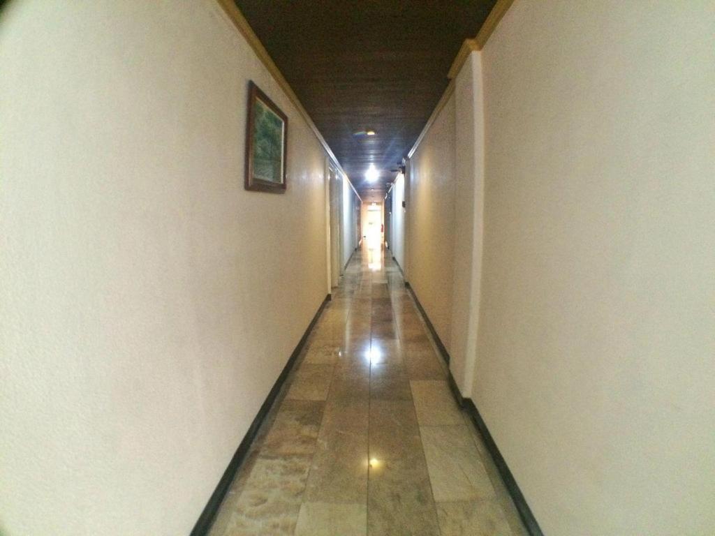 Suzuki Beach Hotel Olongapo Bagian luar foto