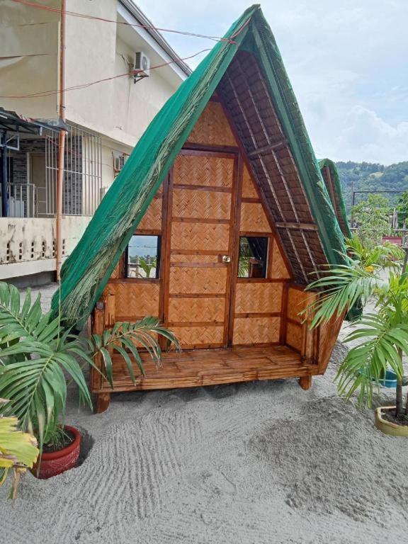 Suzuki Beach Hotel Olongapo Bagian luar foto