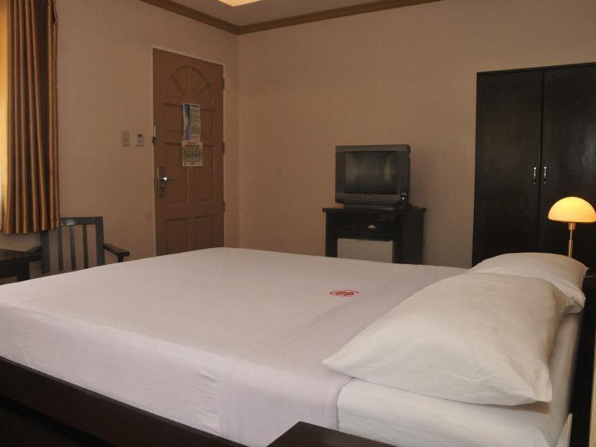 Suzuki Beach Hotel Olongapo Bagian luar foto
